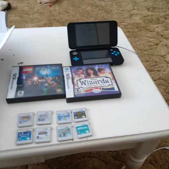 Nintendo DS - Picture 1 of 3